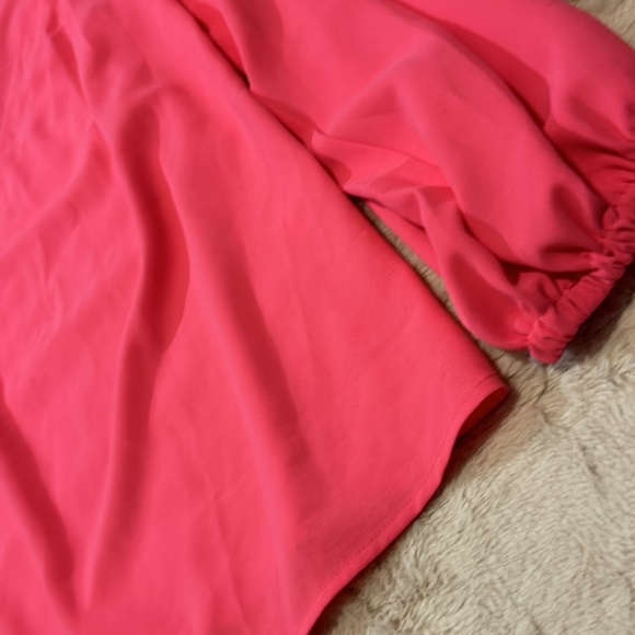 Size L blouse - Picture 4 of 16